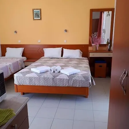 Chrysanthi And Pefkos